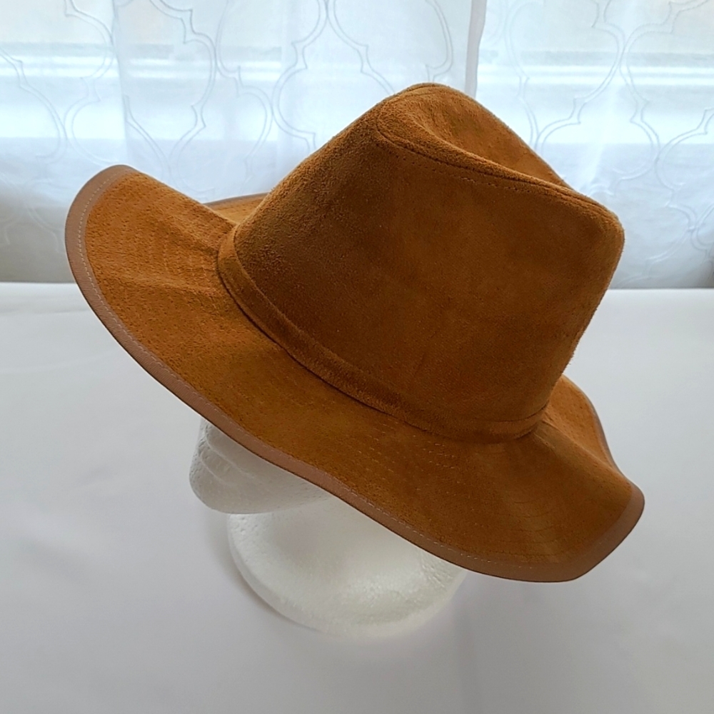 🔴SOLD🔴Western Style Adjustable Cowgirl Hat Vegan Suede Lined Interior NEW